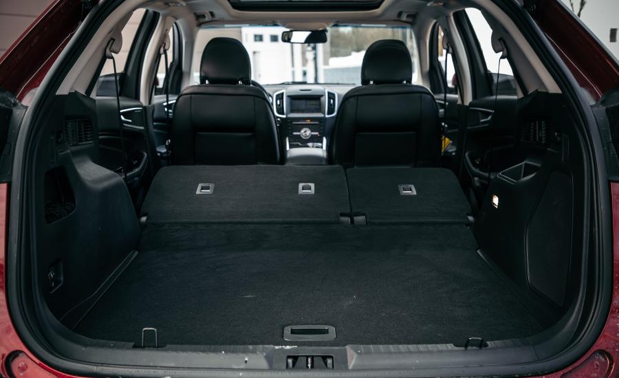 Багажник Ford Edge Titanium 2018 года  (NA) (фото 23 из 29)